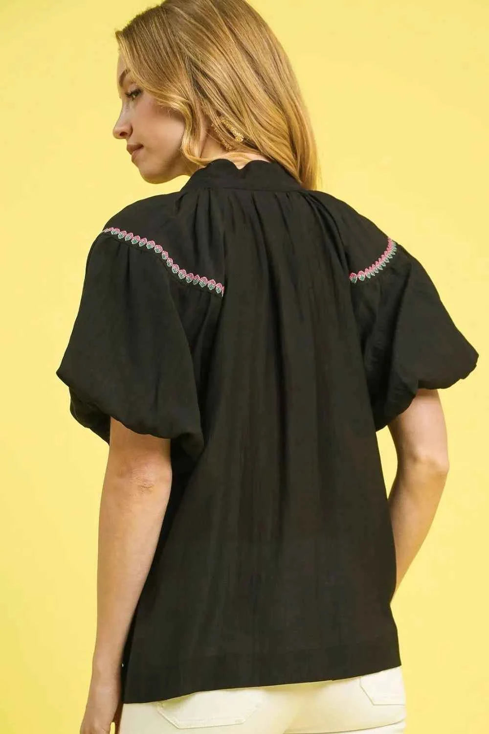 Umgee Floral Embroidered Puff Sleeve Blouse 386f8537-d5ef-4233-a6c3-ce31fa0ff7e0-Max-Origin