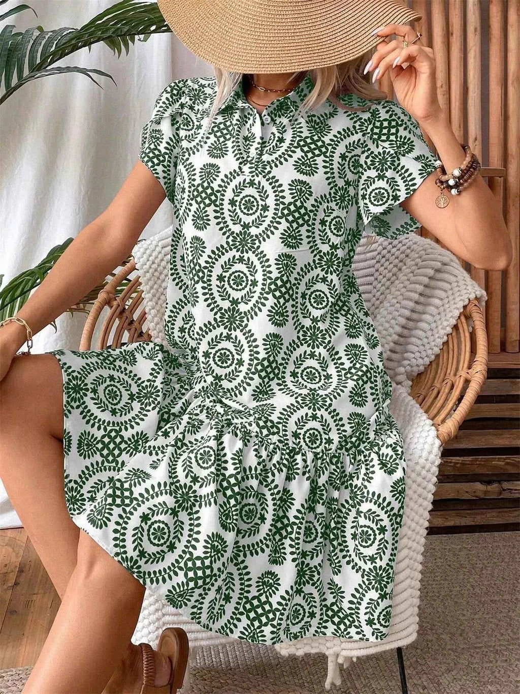 Printed Short Sleeve Mini Dress 39030a7922724fb98e04f30f07960bc6-Max-Origin