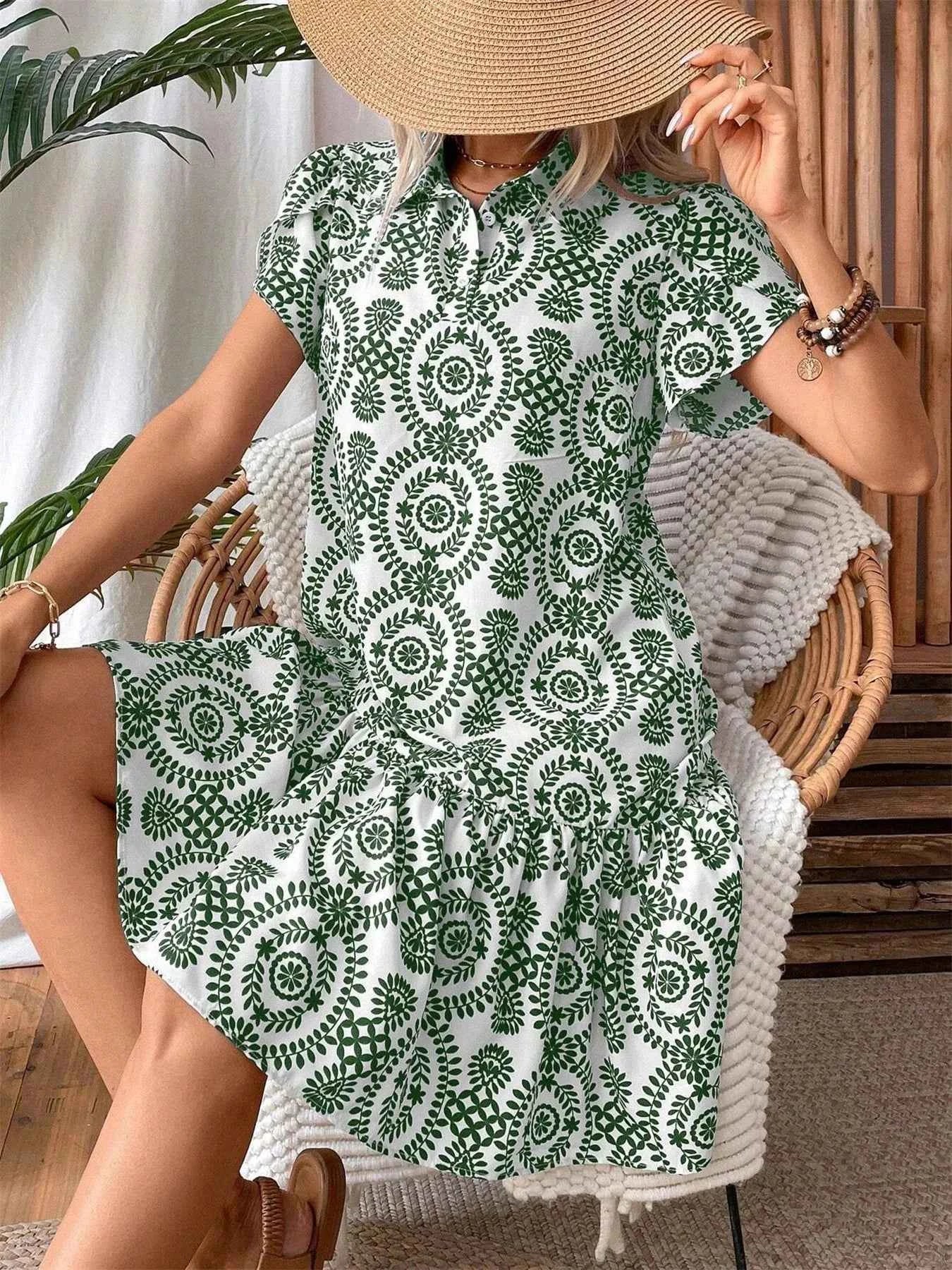 Printed Short Sleeve Mini Dress 39030a7922724fb98e04f30f07960bc6-Max-Origin
