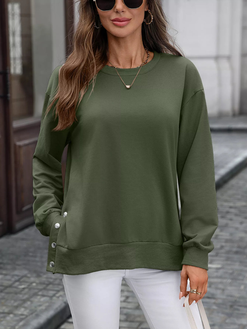 Side Snap Round Neck Sweatshirt 3a9d95cf-ce72-4abf-8c9e-703b3f85dc20-Max-Origin