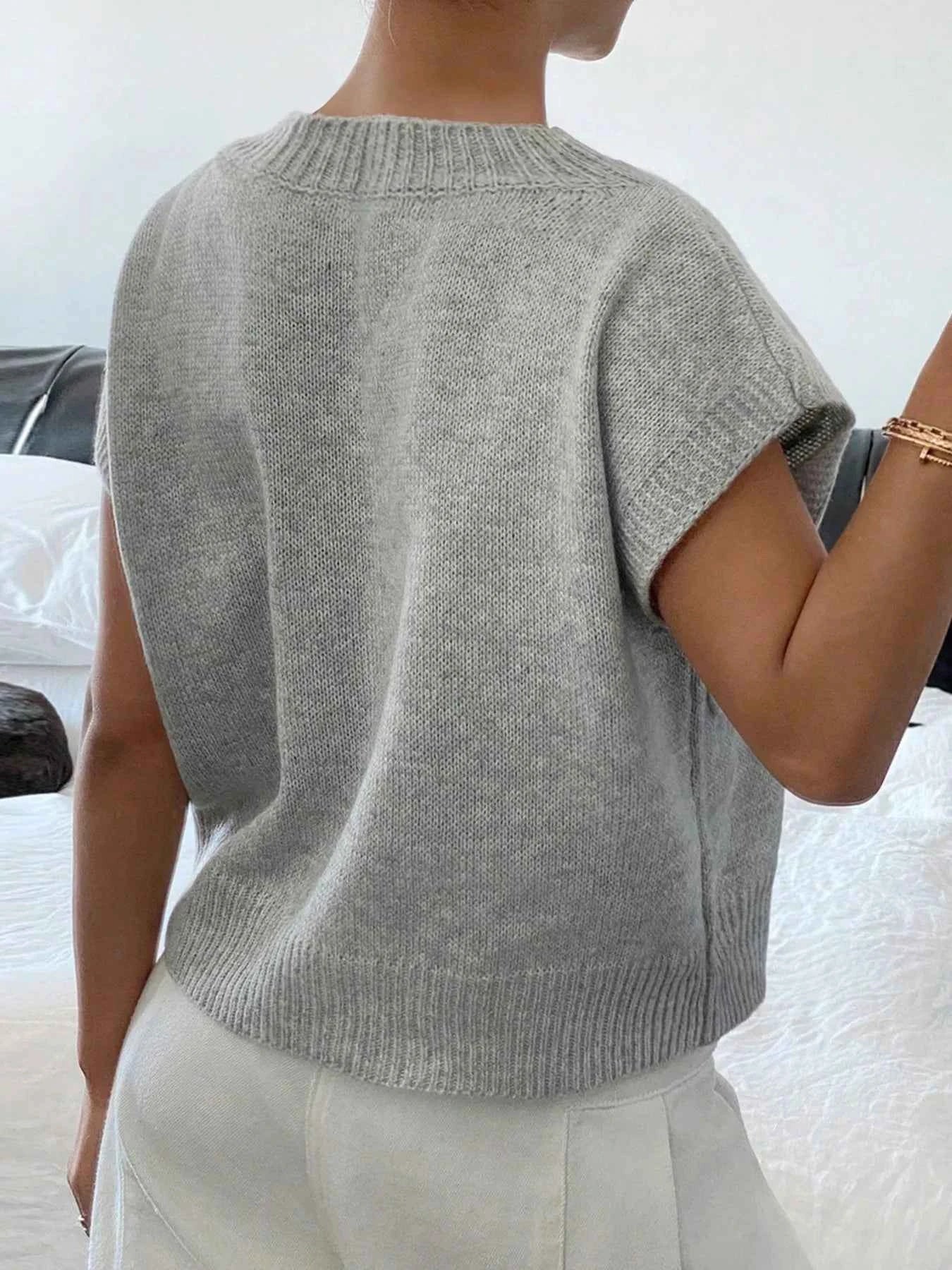 Ribbed Hem V-Neck Short Sleeve Sweater 3addd512749f44818f5f42ca0c2f27f2-Max-Origin