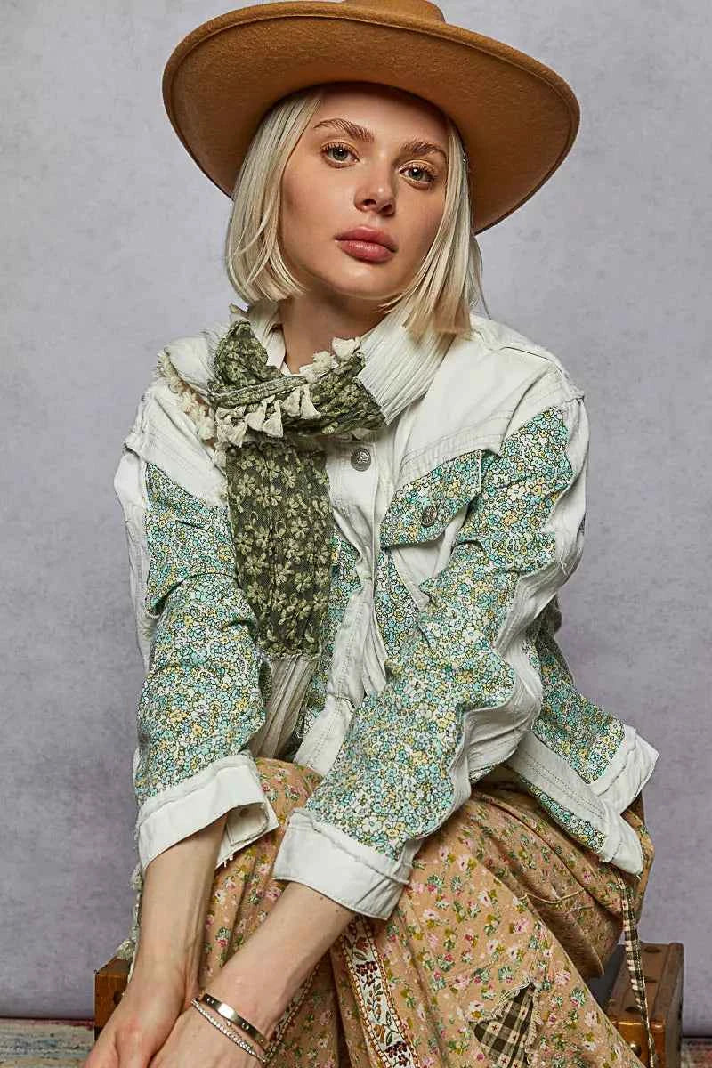 POL Button Down Patchwork Denim Jacket with Floral Print Details 3aee2eee-52bd-47d0-ade8-08192d412682-Max-Origin