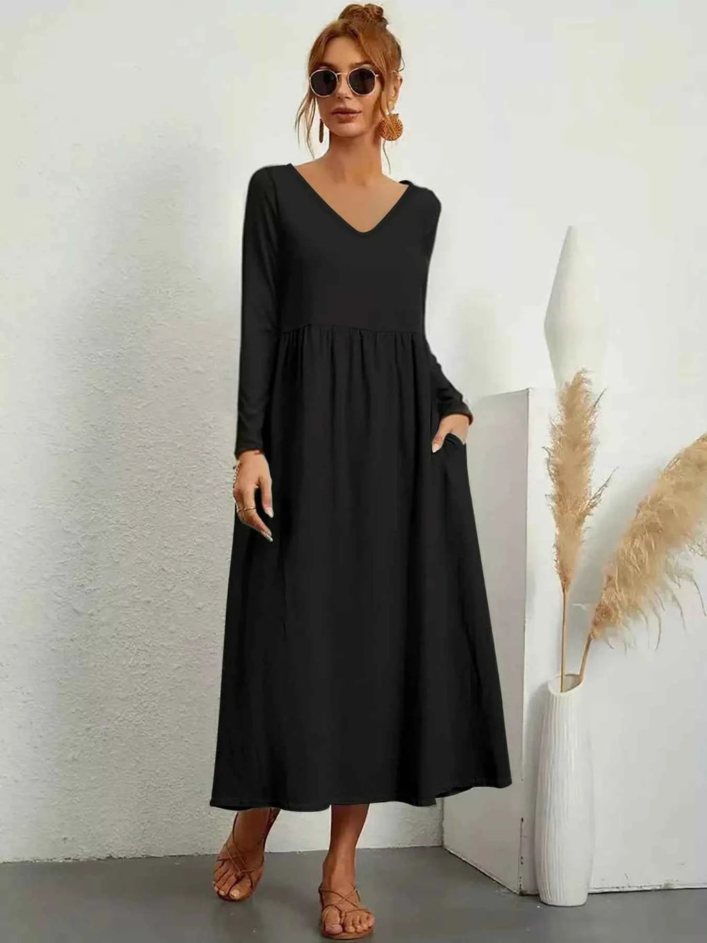 V-Neck Long Sleeve Midi Dress 3bb15c34052a42ef8ef46a73c9a34531-Max-Origin