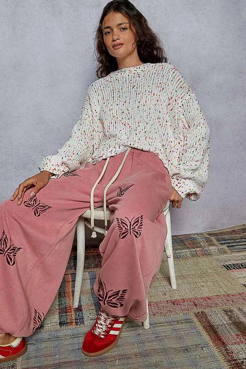 POL Round Neck Fringed Hem Sweater 3bdf565e-e3df-4801-a985-87449d5c9218-Max-Origin