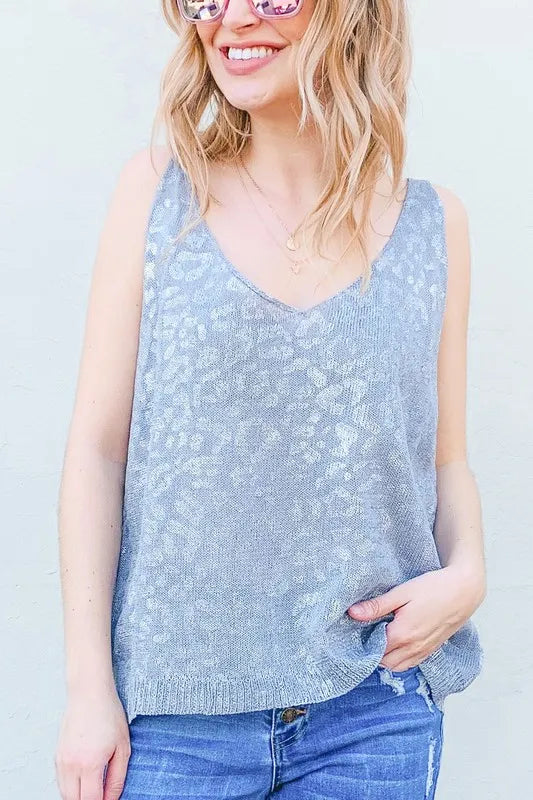 And The Why Leopard Foil Print Sleeveless Sweater Top 3c586bae9a7448c280ecfe073522108a-Max-Origin