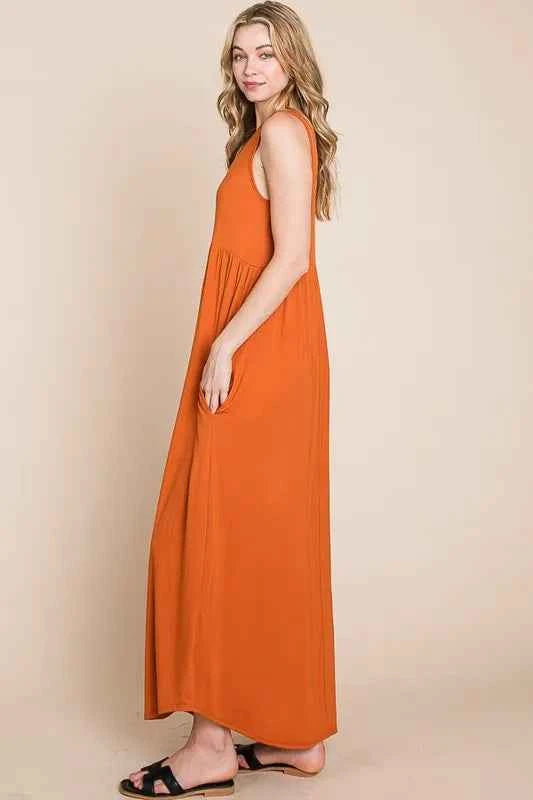 BOMBOM Sleeveless Maxi Dress with Pockets 3c86f75c-1283-42ec-ab86-66a7109e3a82-Max-Origin