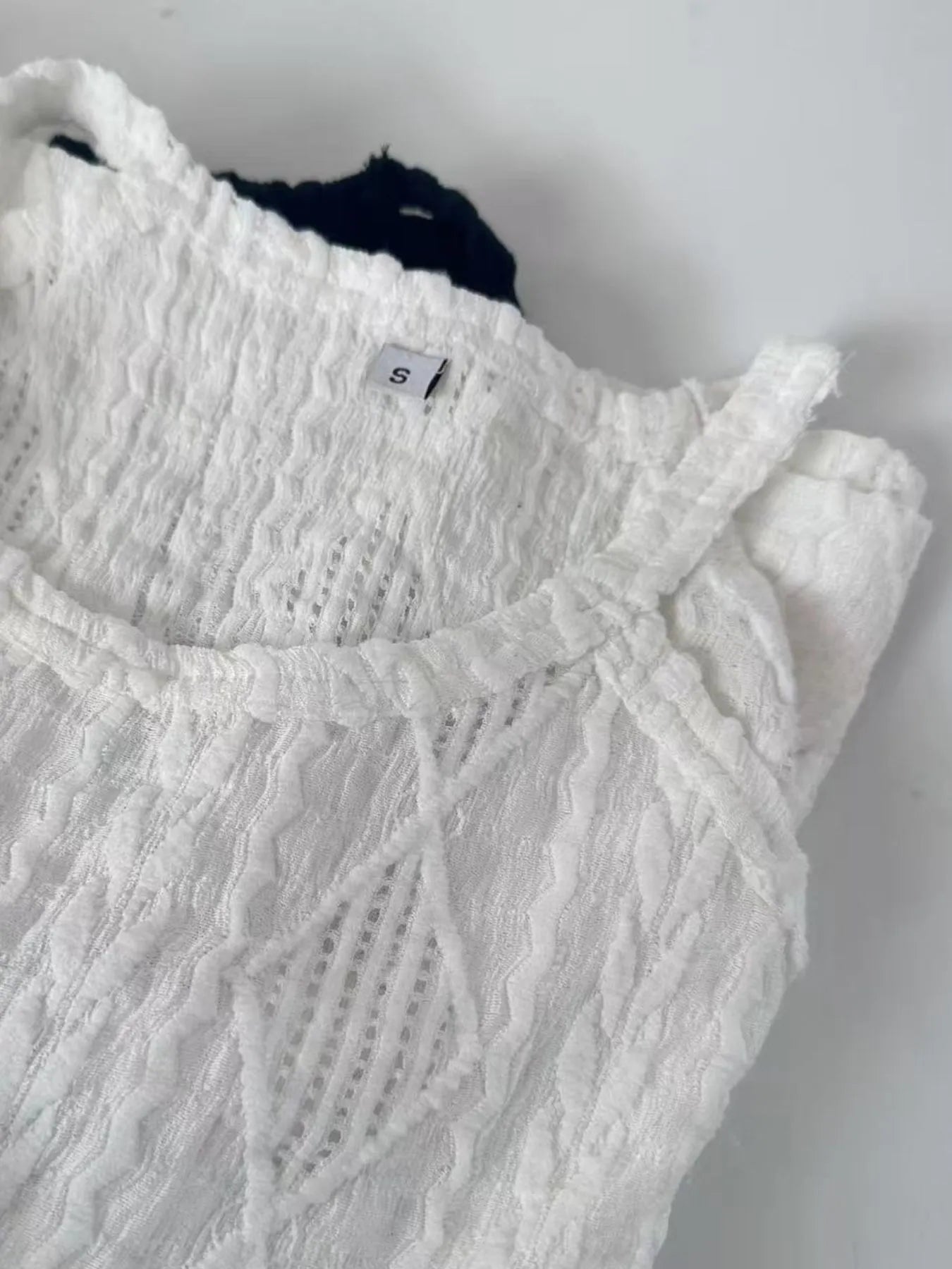 Textured Round Neck Tank 403a8624-ce32-4c45-b8f6-6970dd246489-Max-Origin