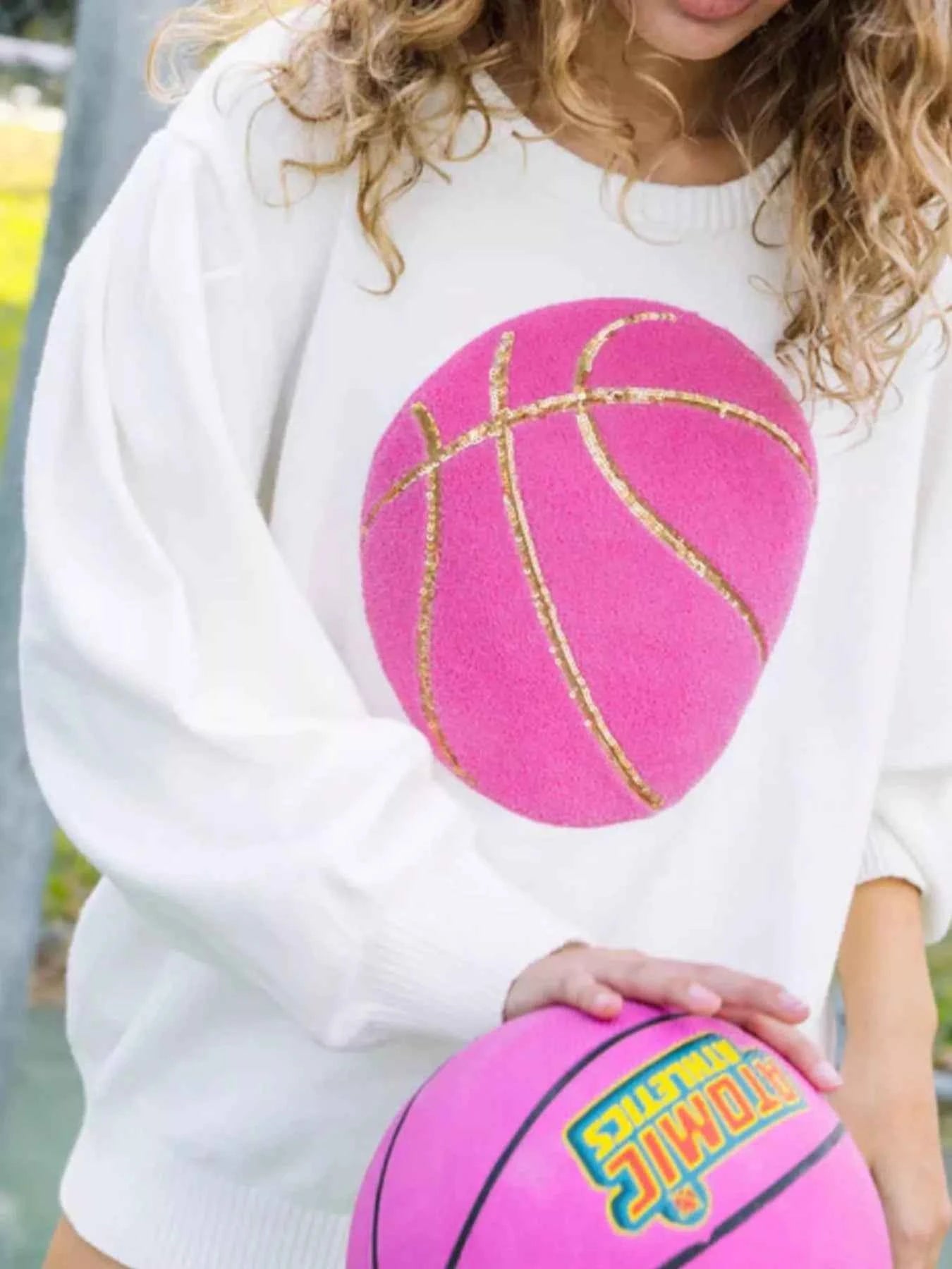 Basketball Round Neck Long Sleeve Sweatshirt 40675485-0cf8-495b-89e5-4b7e4411f088-Max-Origin