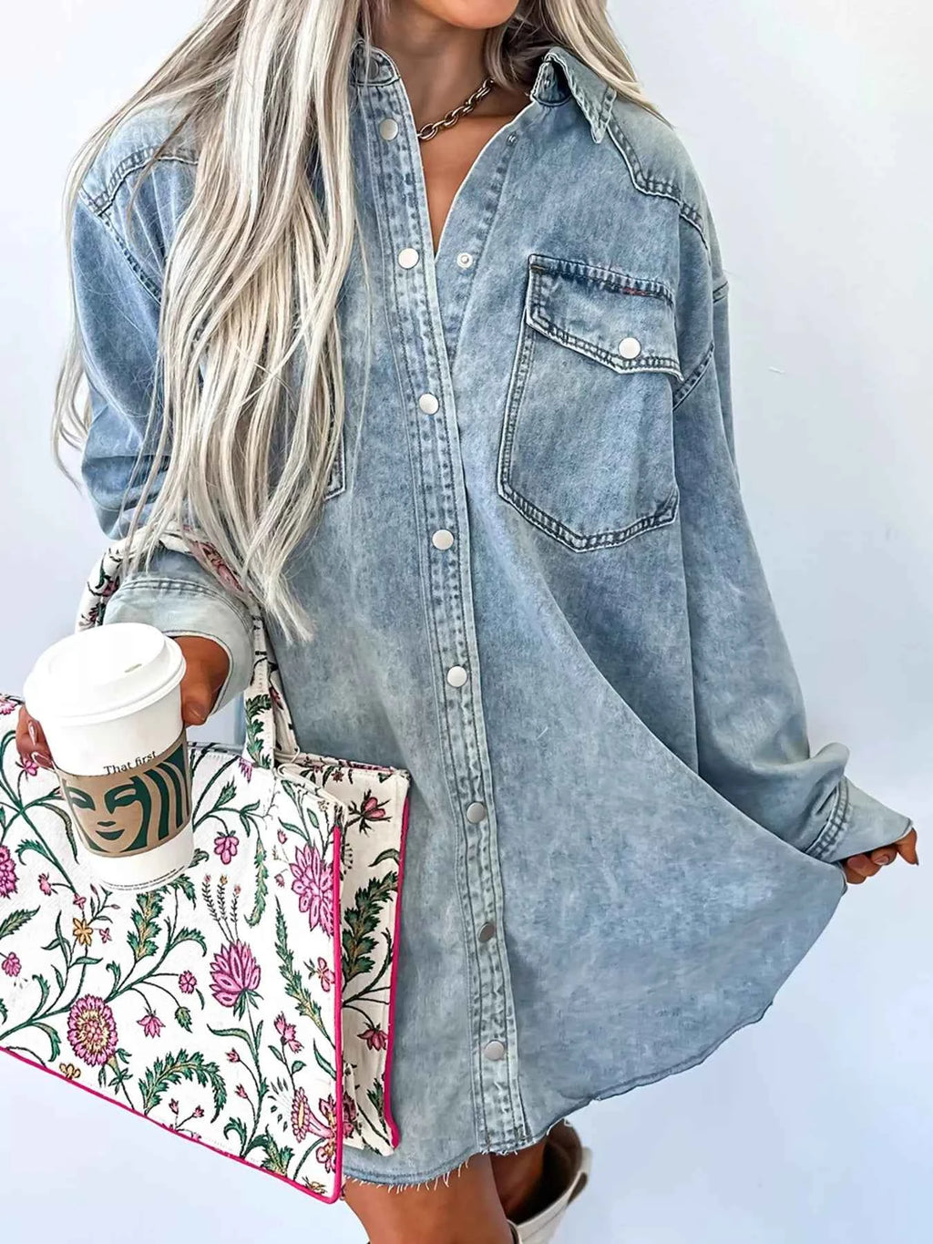 Chest Pocket Raw Hem Denim Loose Shirt Dress Light Blue 40bc02c35d55418aa315c5c717533323-Max-Origin
