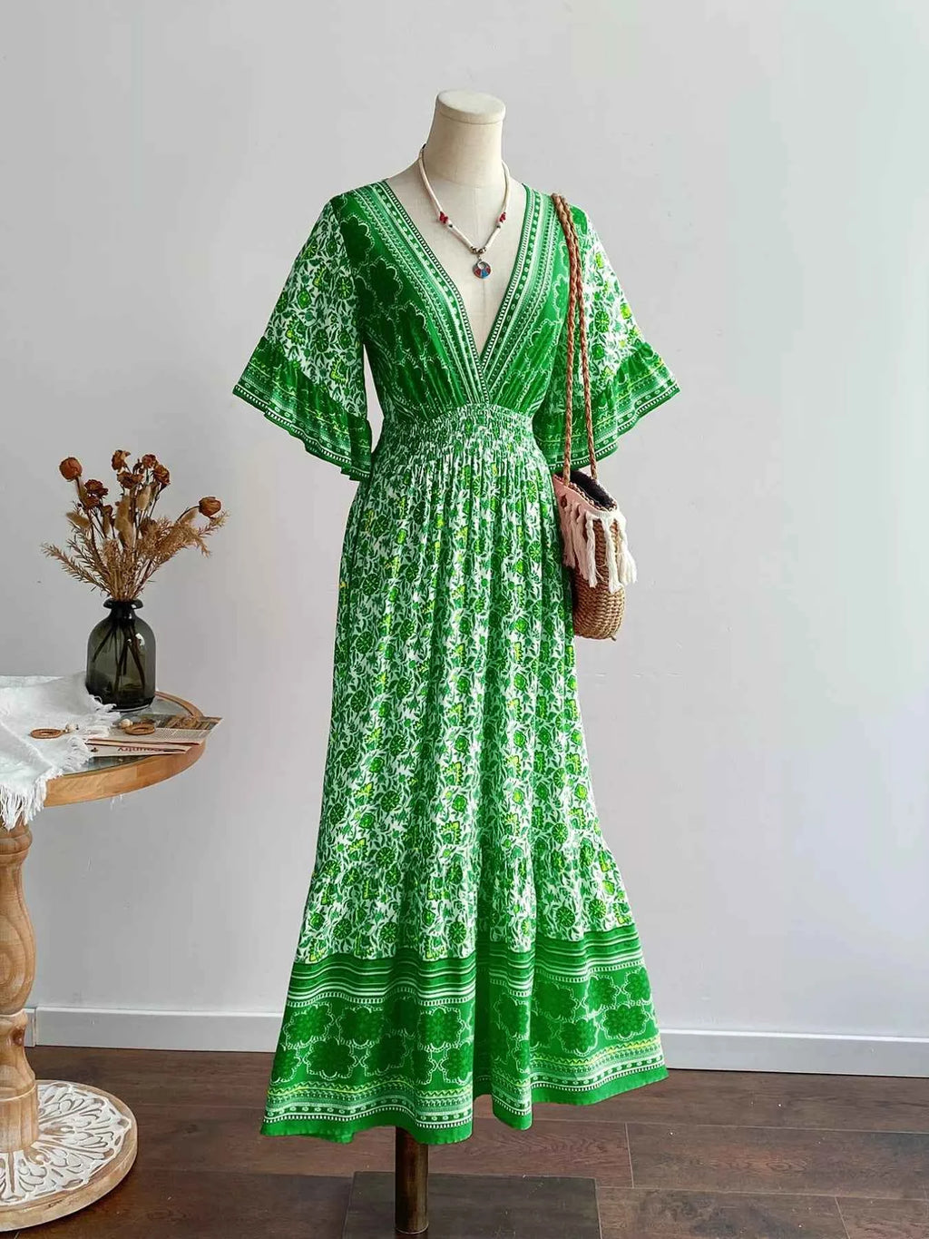 Floral Deep V-Neck Flutter Sleeves Dress 41015dd4-fe32-4226-85b1-62f381e9d51b-Max-Origin