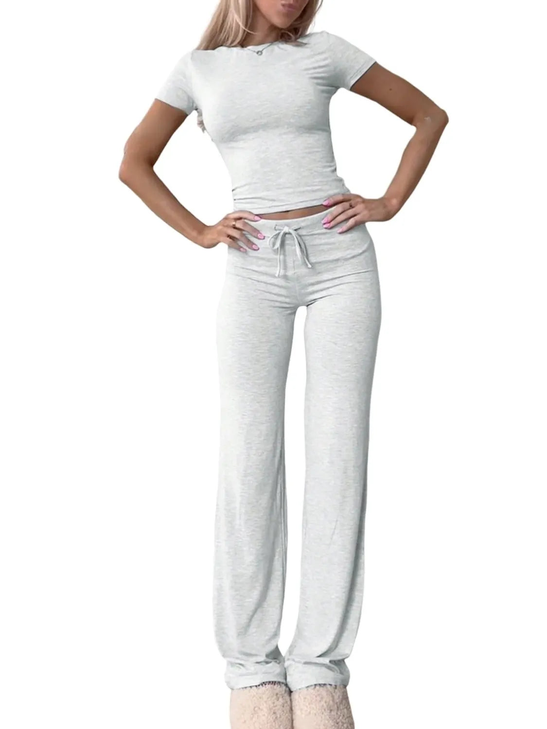 Round Neck Short Sleeve Top and Pants Set 42129f60-04ee-4c0d-beb8-e2612f605294-Max-Origin