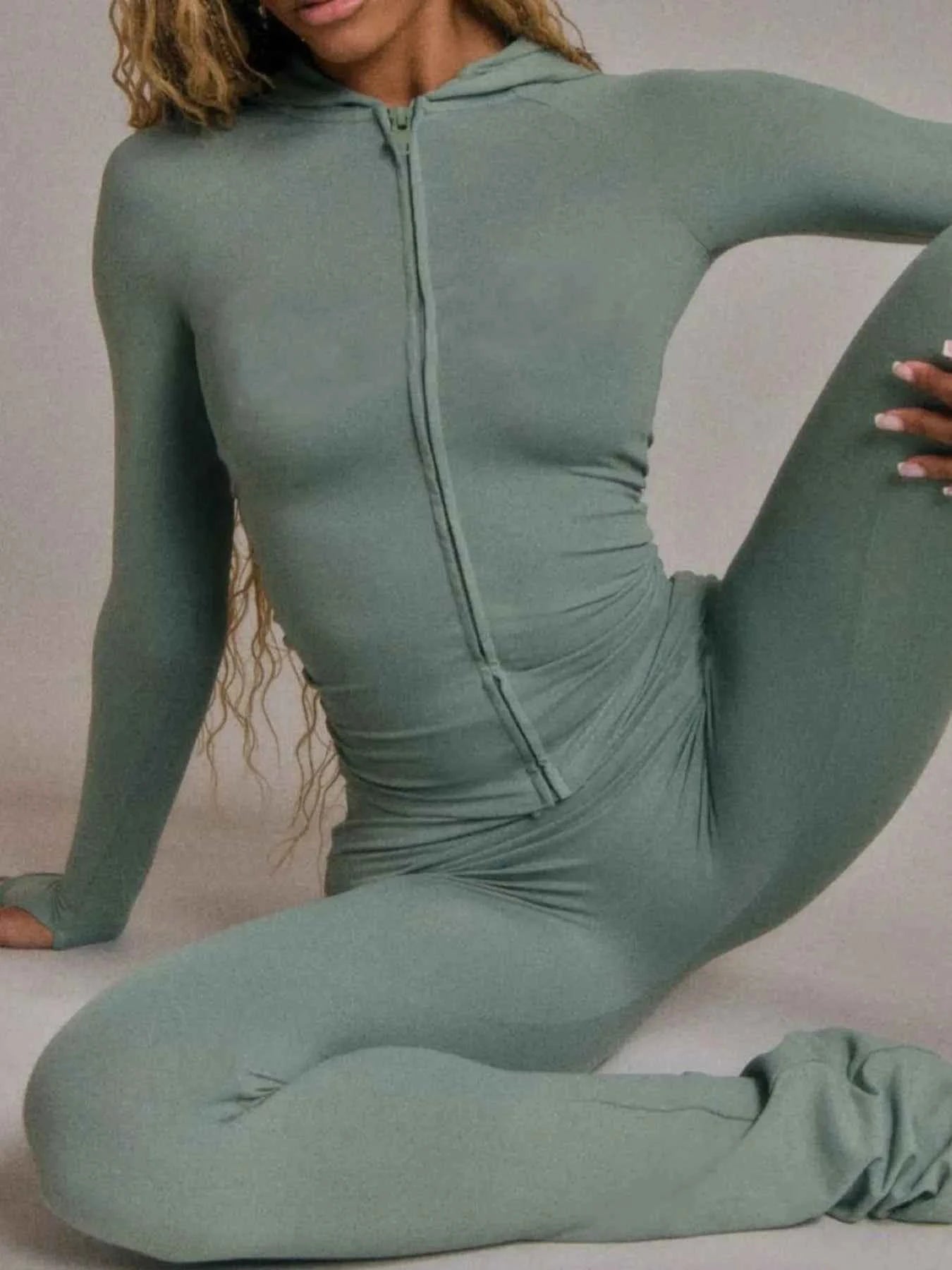 Zip Up Long Sleeve Top and Pants Set 4295b777-c45e-4576-8e84-2b323513d905-Max-Origin