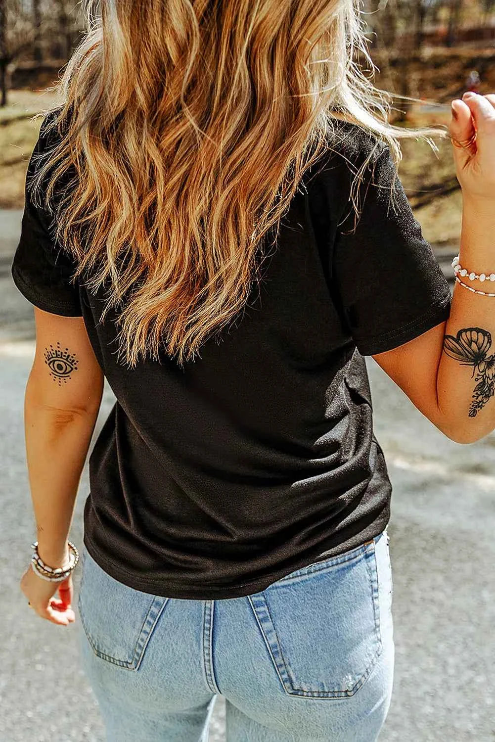 Full Size Ghost Round Neck Short Sleeve T-Shirt 42f981dc-a2b4-4fc6-9121-a40cd4e1ce42-Max