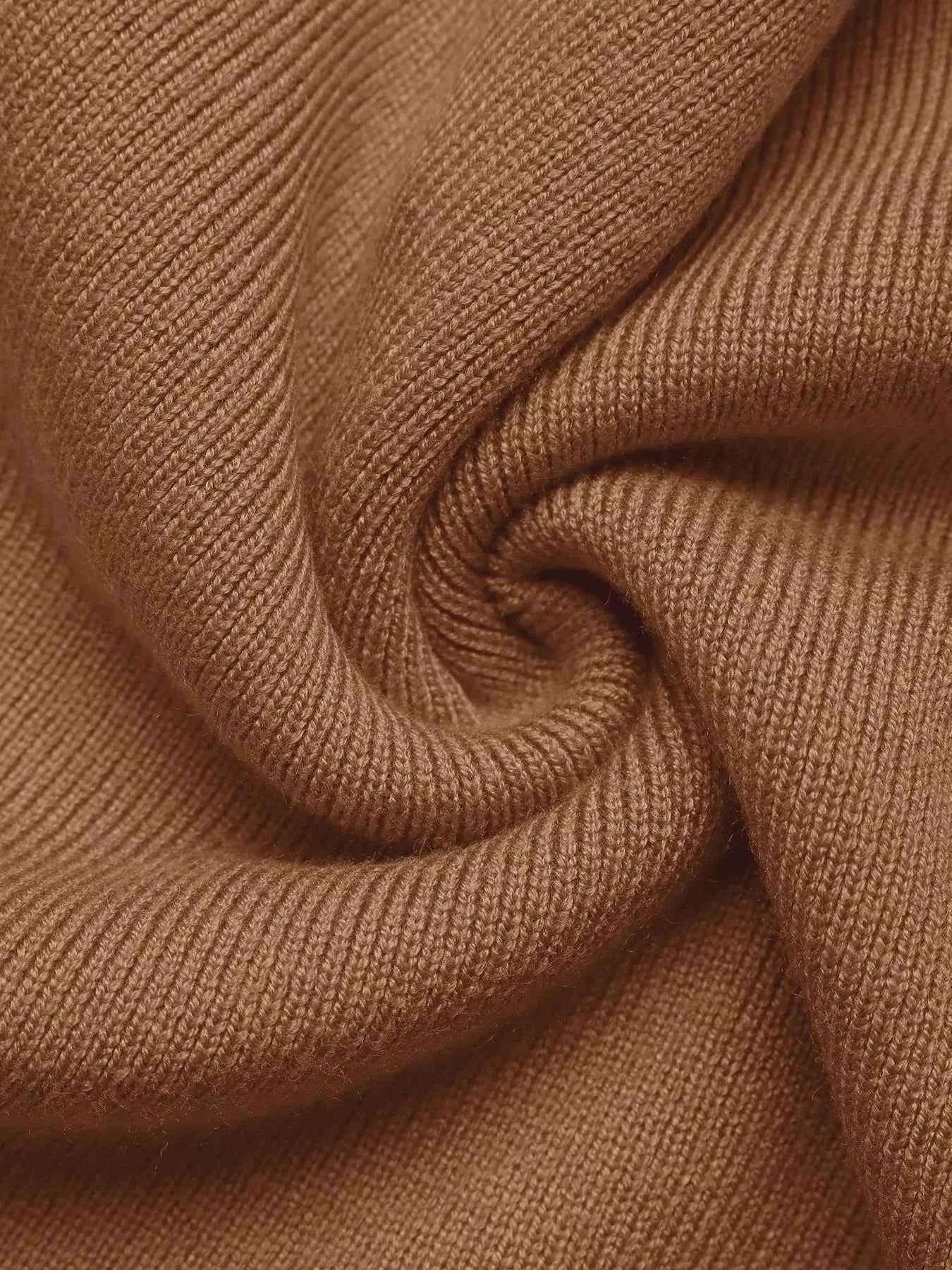 Decor Button Contrast Hem Knit Top 42fa3abc2e564d13ba3786c3ec52ccdd-Max-Origin