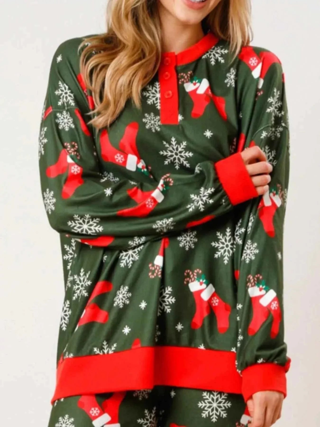 Christmas Long Sleeve Top and Pants Lounge Set Green 4304fe6a-5740-4857-b848-6884c4026714-Max-Origin