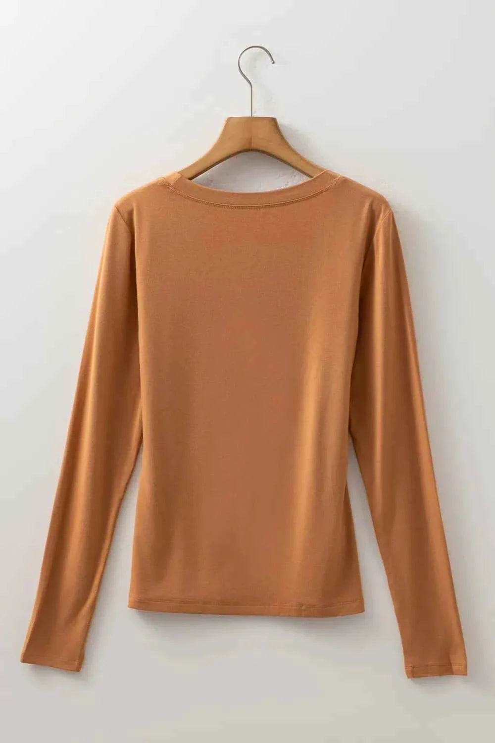 Long Sleeve Crop T-Shirt 4455df11-ae8a-484c-a045-aba441961694-Max-Origin