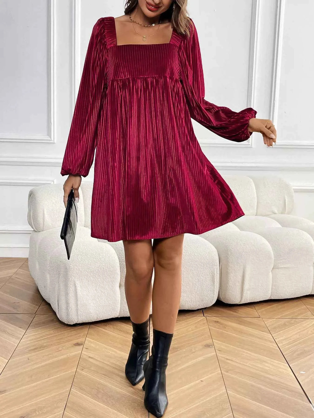 Velvet Square Neck Long Sleeve Dress 44e13488c08f42d4915e9f61f5243f4e-Max-Origin