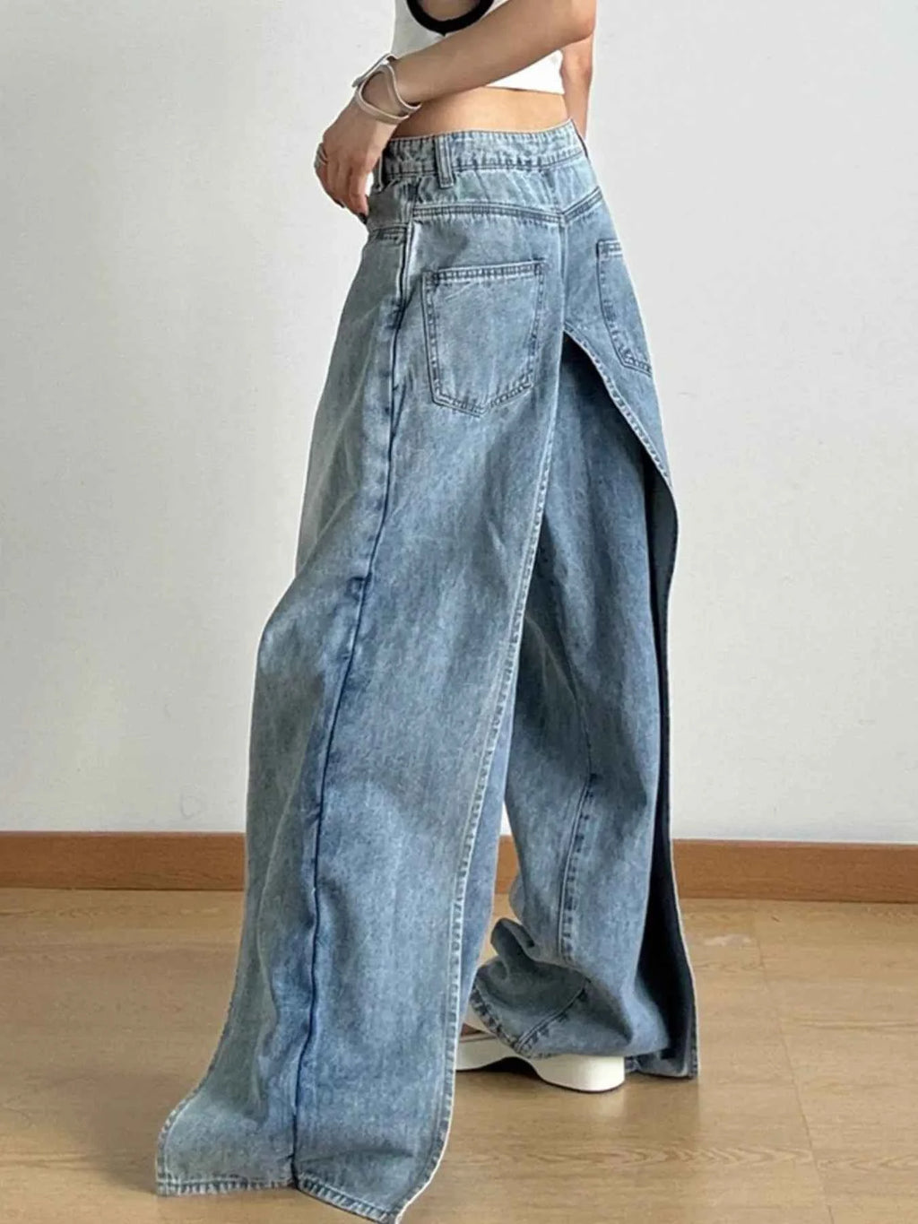 Wide Leg Wash Patchwork Jeans 4506b5a3-5132-4be6-b6e4-116610543547-Max-Origin