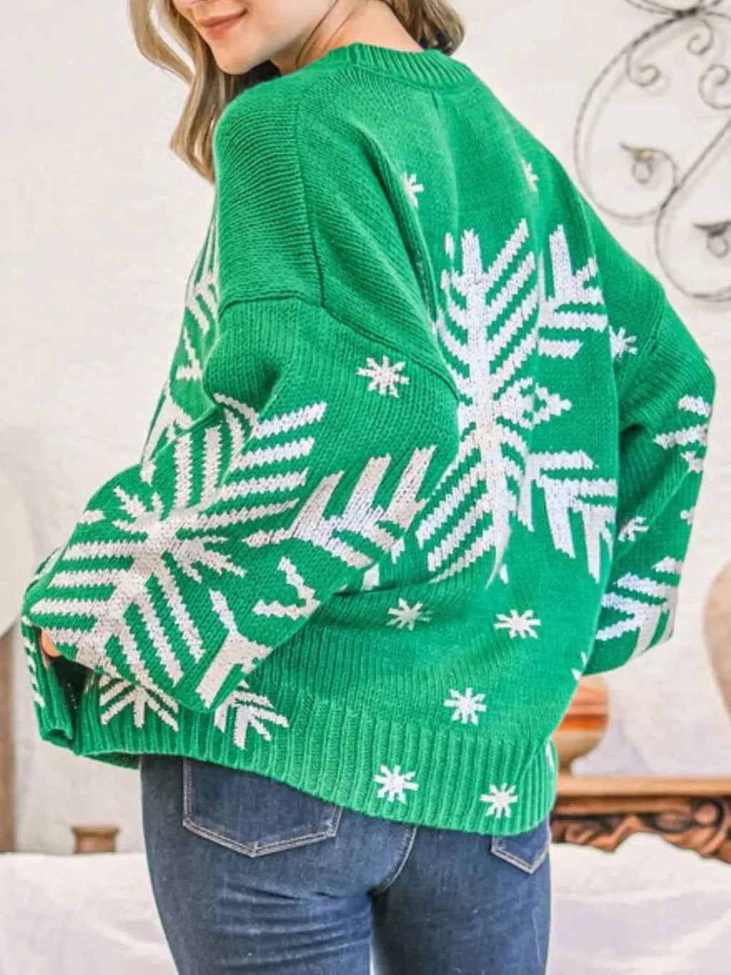 Christmas Snowflake Long Sleeve Sweater 464270ec-62c1-4e94-940d-e7b2c00c7b04-Max-Origin