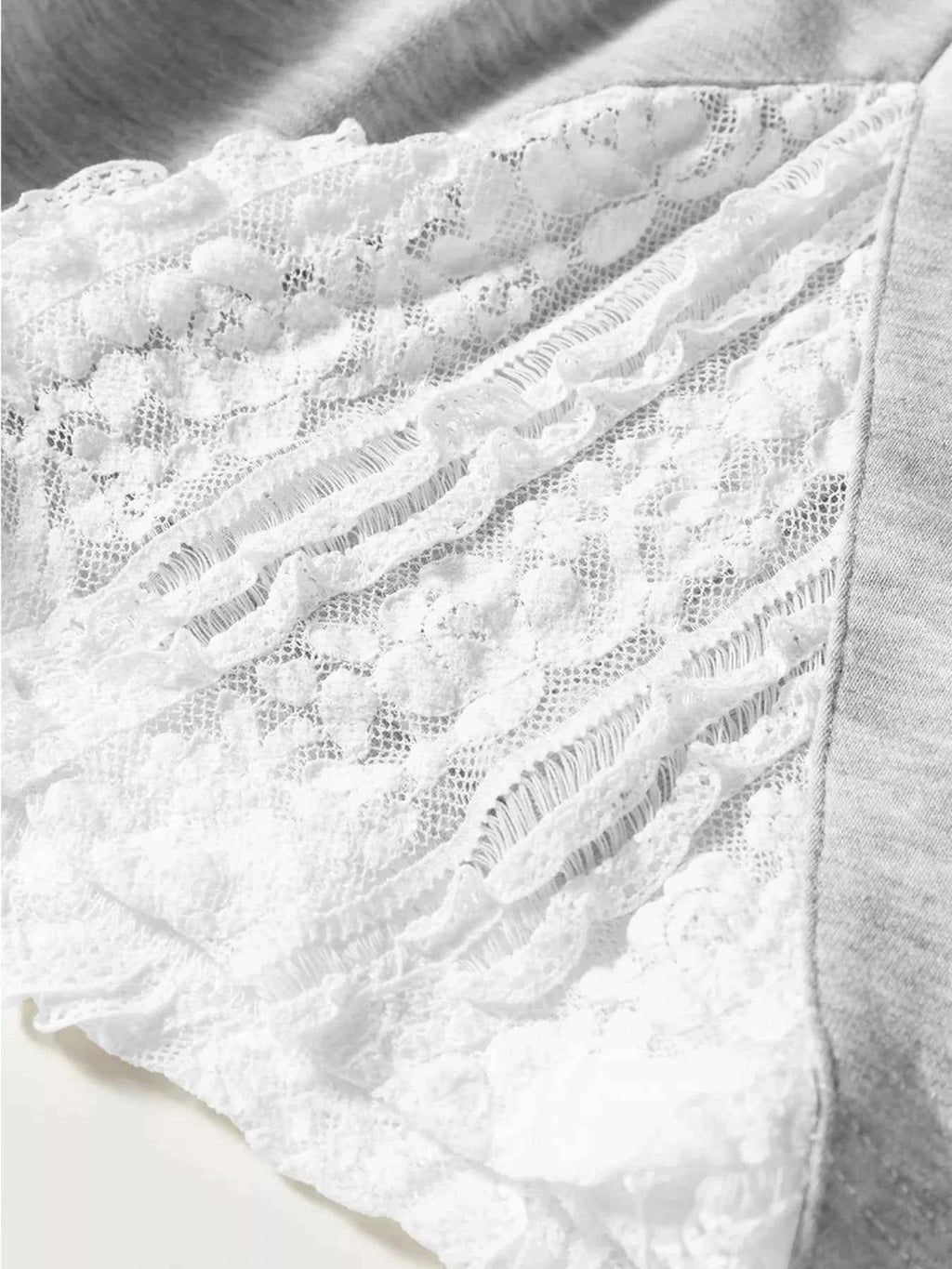 Lace Patchwork Drop Shoulder Top and Drawstring Skort 2pcs Outfit 46ad1a7bc772475082aac7f8d3aa3b48-Max-Origin