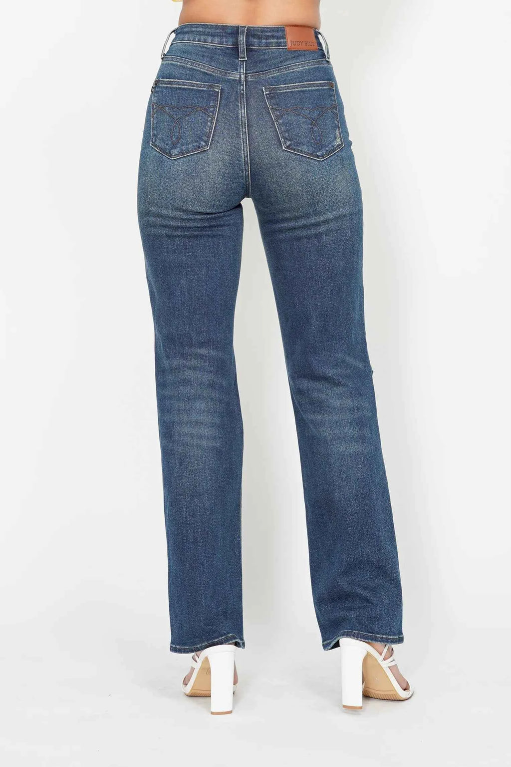 Judy Blue Full Size Hw Ripped Knee Dad Jeans Plus Size 46bb5dfe3bbf4d688c34bae947226416-Max-Origin