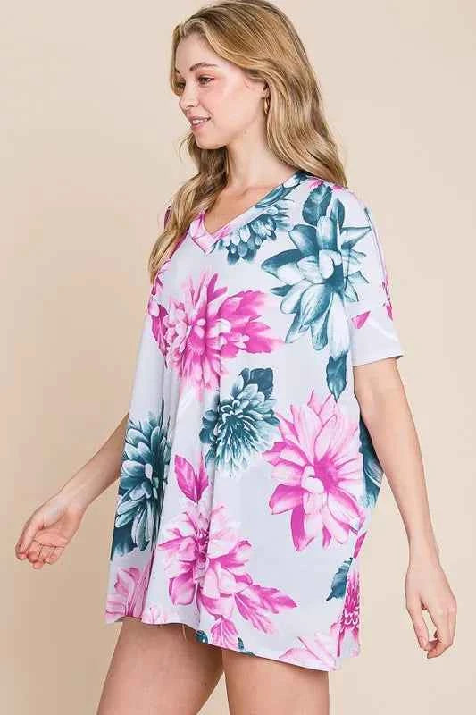 BOMBOM Floral V-Neck Short Sleeve T-Shirt 4702c63e60184bb19acd8c8c65d17661-Max-Origin