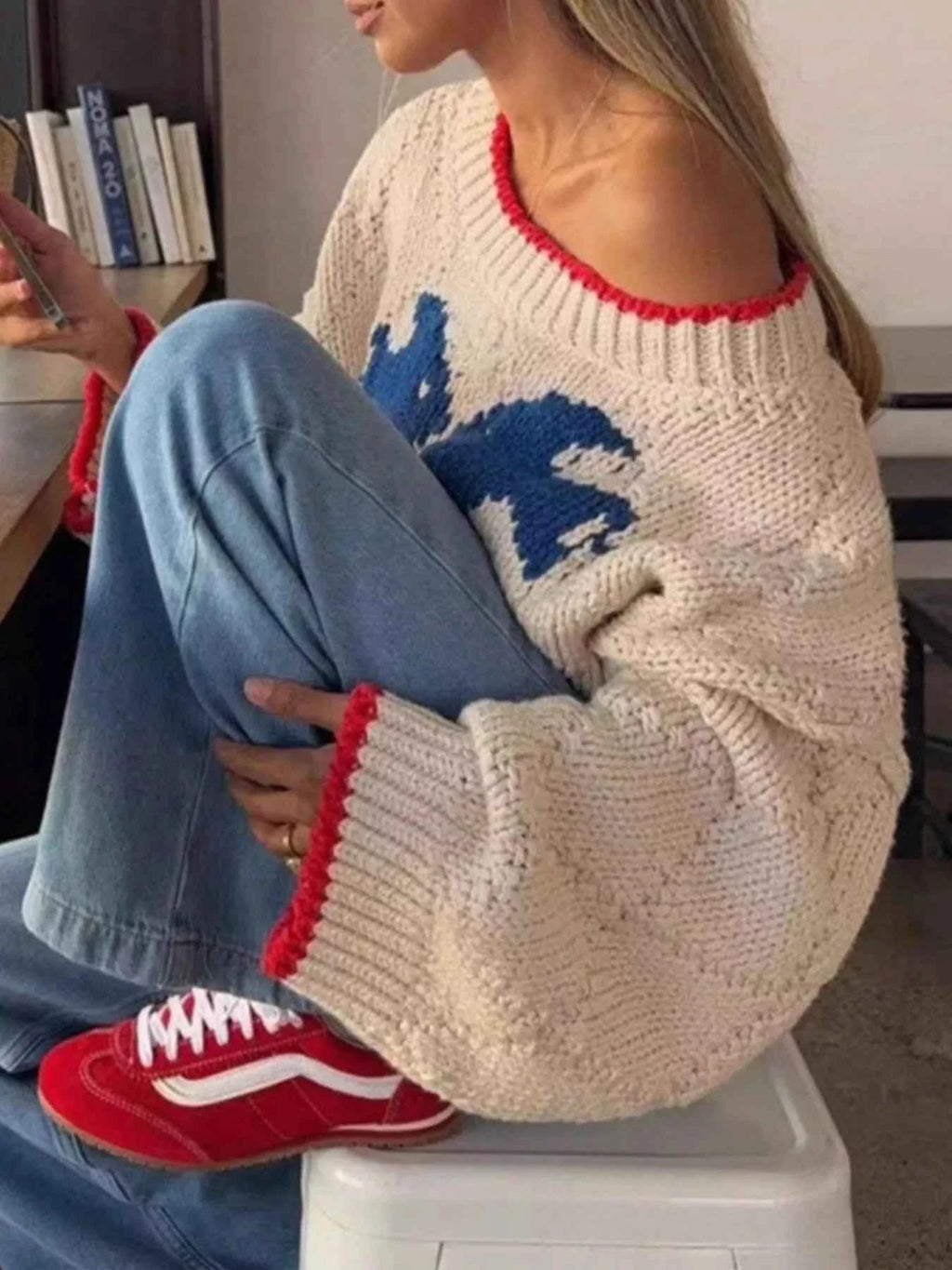 Fish Contrast Trim Round Neck Sweater 47e55d85-78f7-4422-acc7-473736462383-Max-Origin