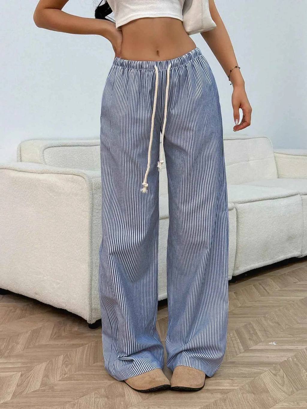 Drawstring Striped Wide Leg Pants Black 47ebf6bac7e04a20b83eb67dc181f6cf-Max-Origin