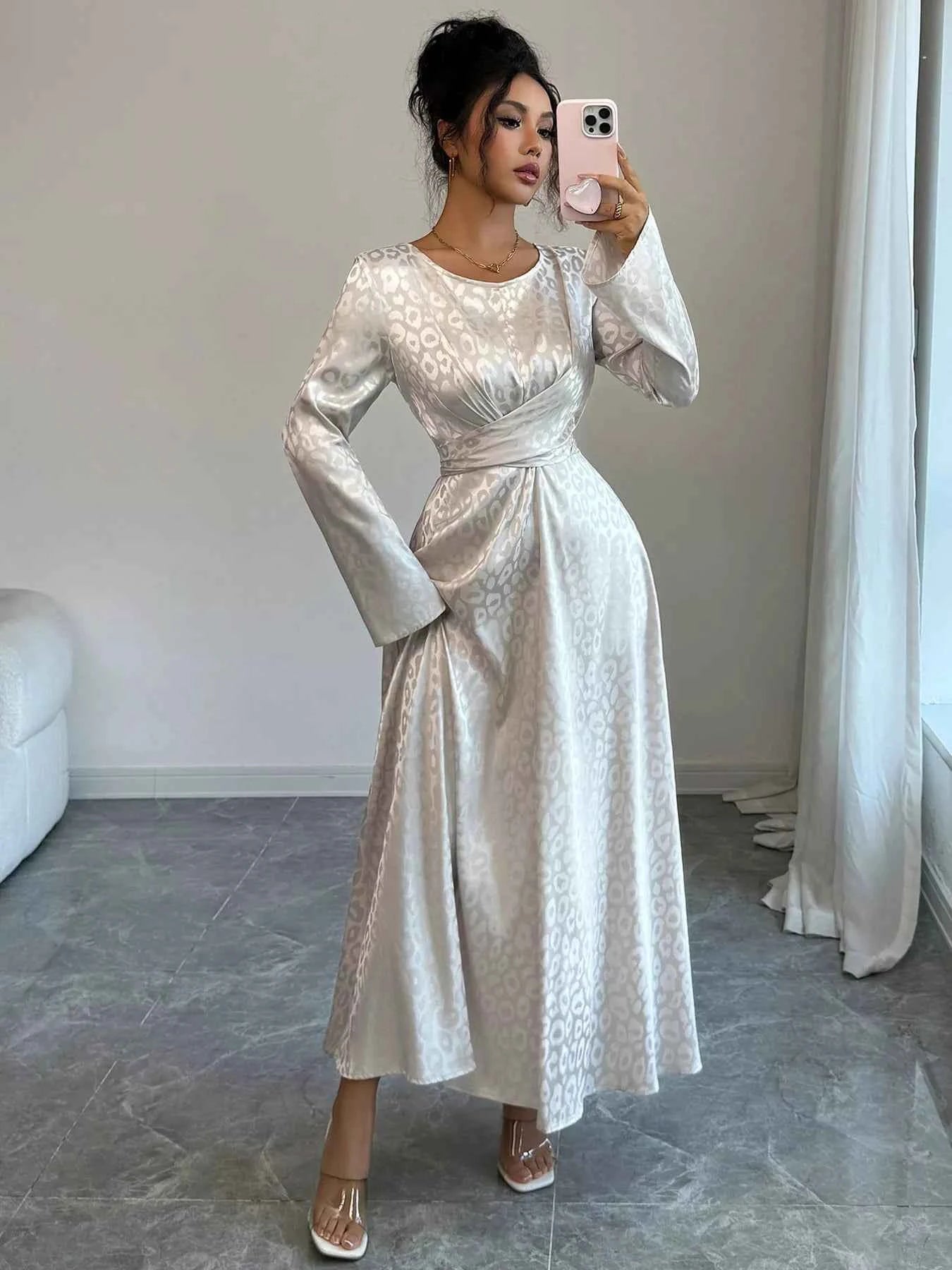 Leopard Long Sleeve Tie Back Maxi Dress Apricot 486e21110def408399e3cd0ff952c1ab-Max-Origin