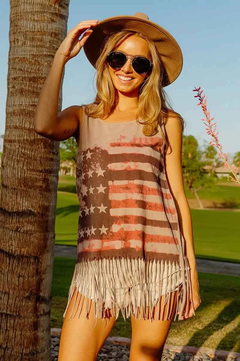 BiBi American Flag Print Knit Sleeveless Top 48e628447b454e0991d394d4689224b6-Max-Origin