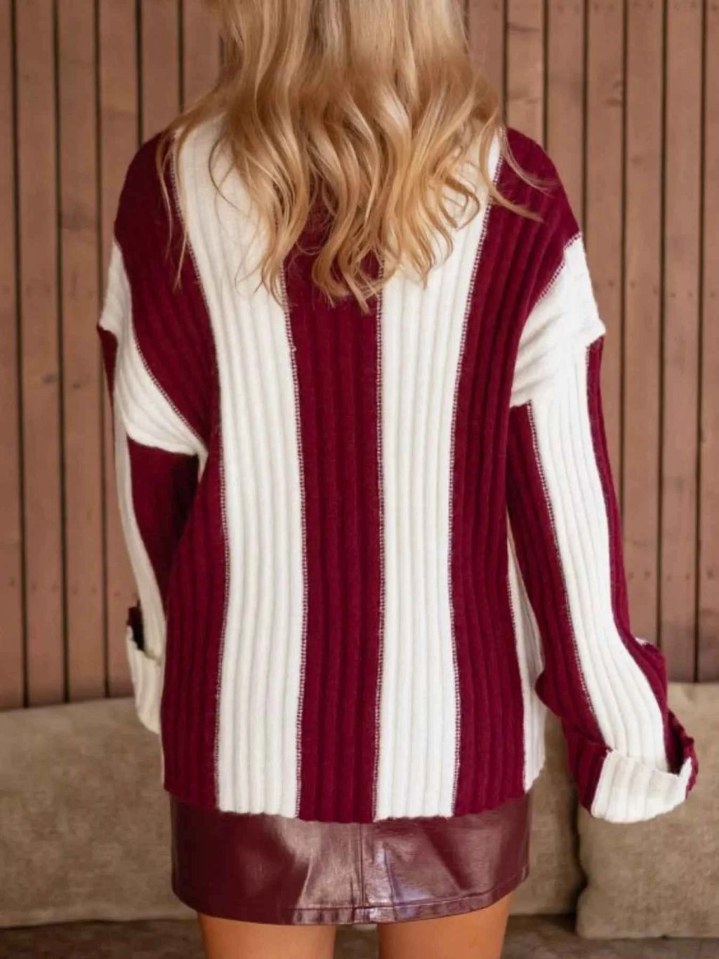 Color Block Ribbed Turtleneck Sweater 49b248b2-a025-4faa-80c6-a79af87438a1-Max-Origin