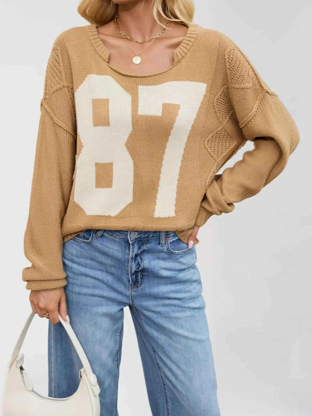 Number 81 Oversized Cable Knit Sweater 49e5b84e-00db-44d7-bee7-9c944ffe7b07-Max-Origin