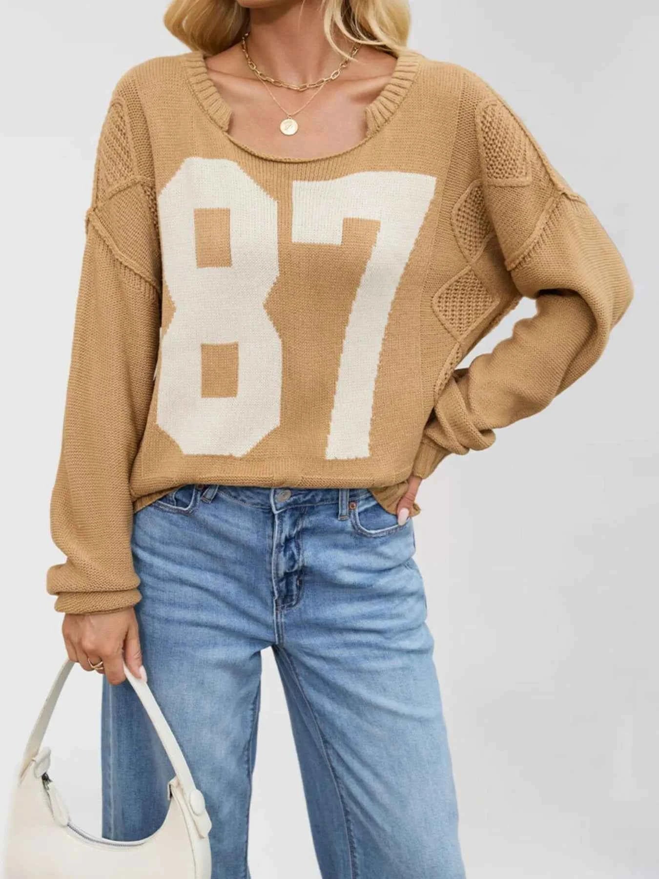 Number 81 Oversized Cable Knit Sweater 49e5b84e-00db-44d7-bee7-9c944ffe7b07-Max-Origin