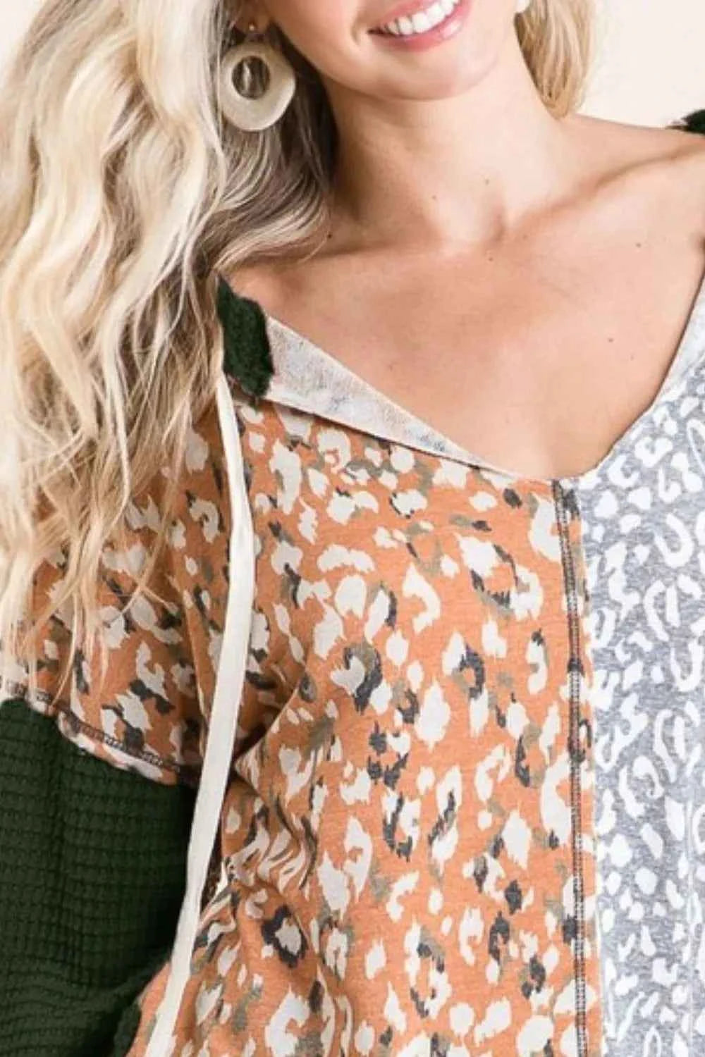 BiBi Popcorn Waffle Knit Hoodie with Print Block Front 4b59e5b7-119a-49ed-9644-3ee996f1776e-Max-Origin