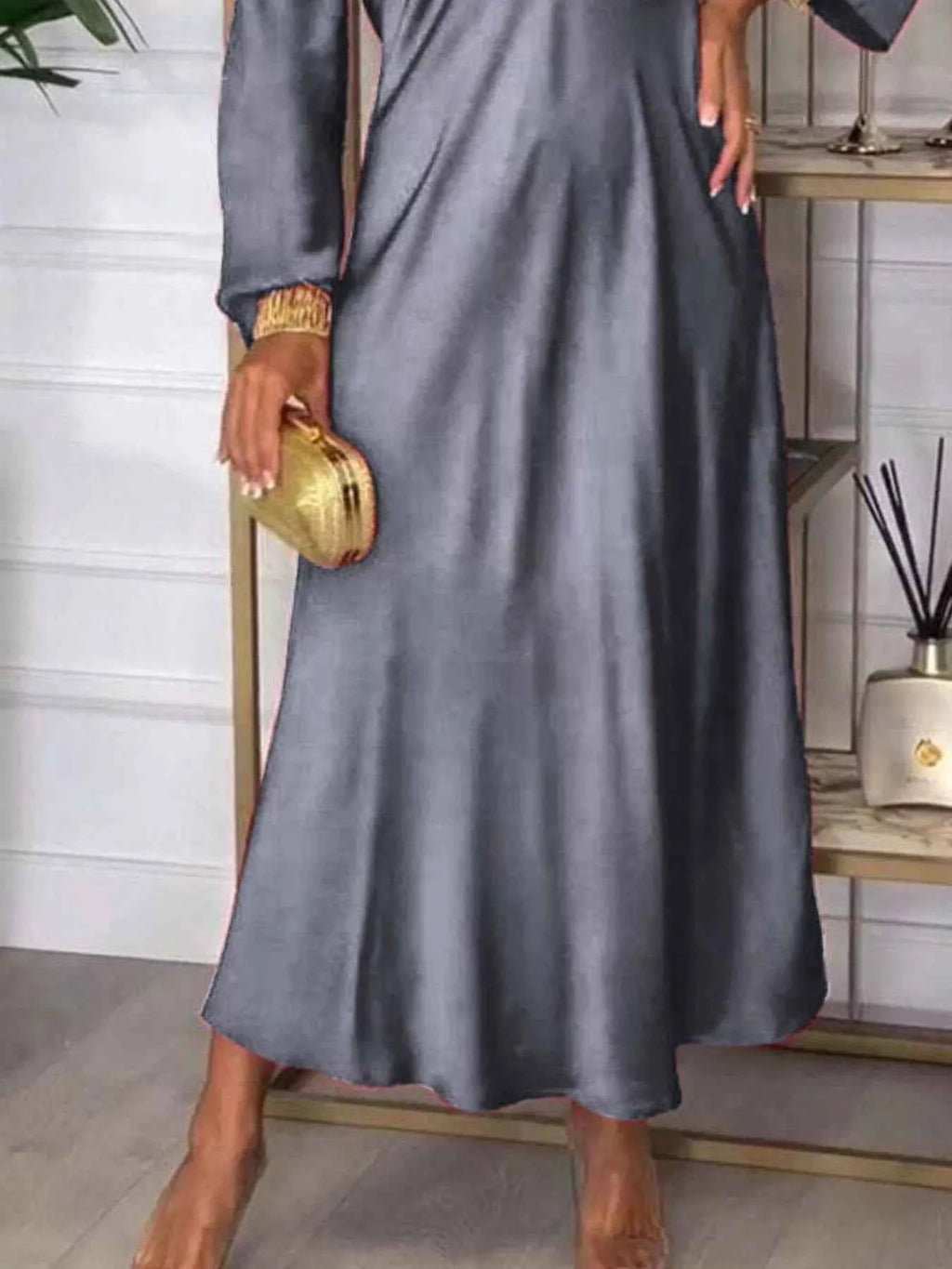 Full Size V-Neck Long Sleeve Midi Dress Plus Size 4b62cc60-0492-4ace-a65e-105e96cb8845-Max-Origin