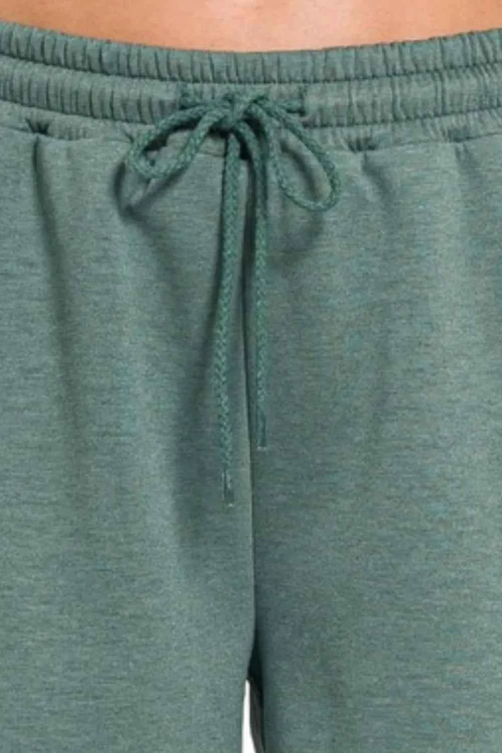 Zenana Scuba Thigh Pocket Shorts 4ba7d899-7da7-4744-9aa7-44d789af367e-Max-Origin