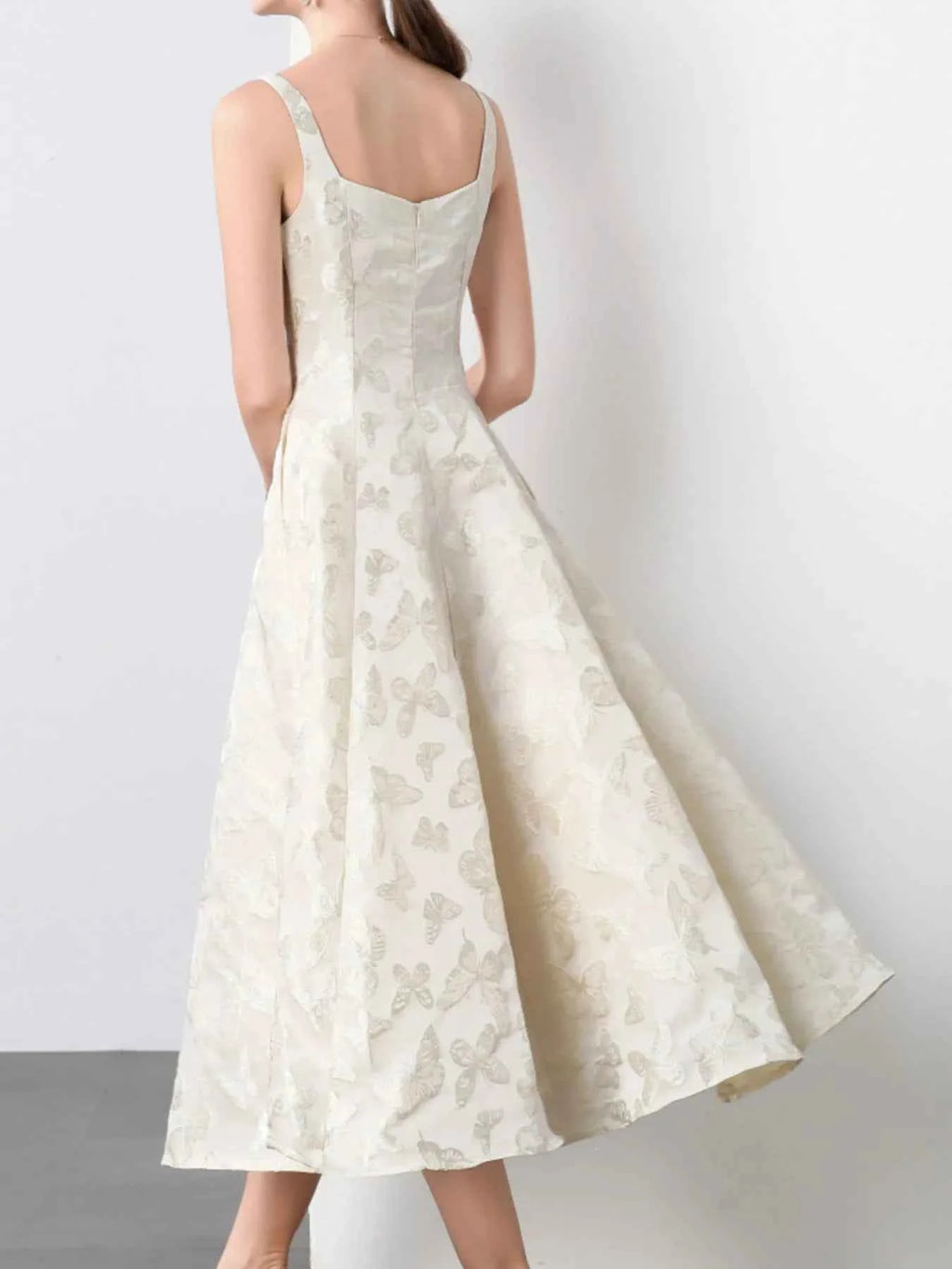 Butterfly Pattern A-Line Sleeveless Midi Dress 4c102ce3-8d3e-44e6-beb5-ce477f458cb8-Max-Origin_1fa5b7fa-cf2d-44bf-8b91-bdb7f48f9591