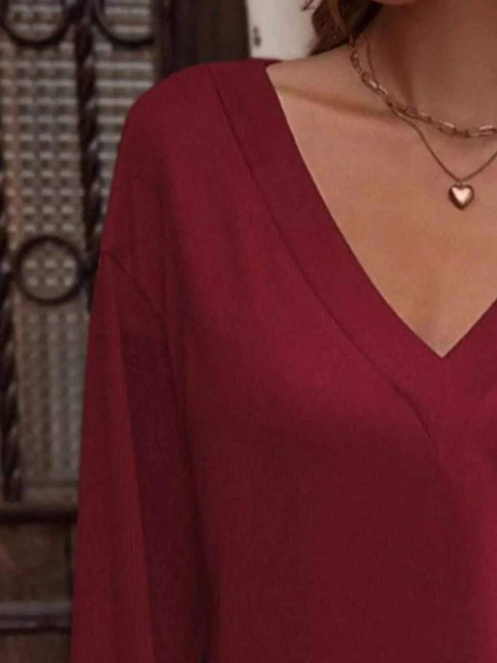 V-Neck Long Sleeve T-Shirt 4c45ca0e-1e13-448e-a3ef-5771d655a26c-Max-Origin