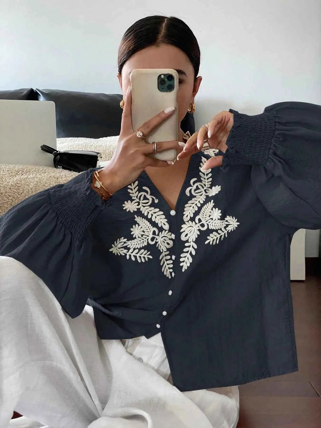 Embroidered Lantern Sleeve Blouse 4c47abe11a0e499d89f6657f5405e392-Max-Origin