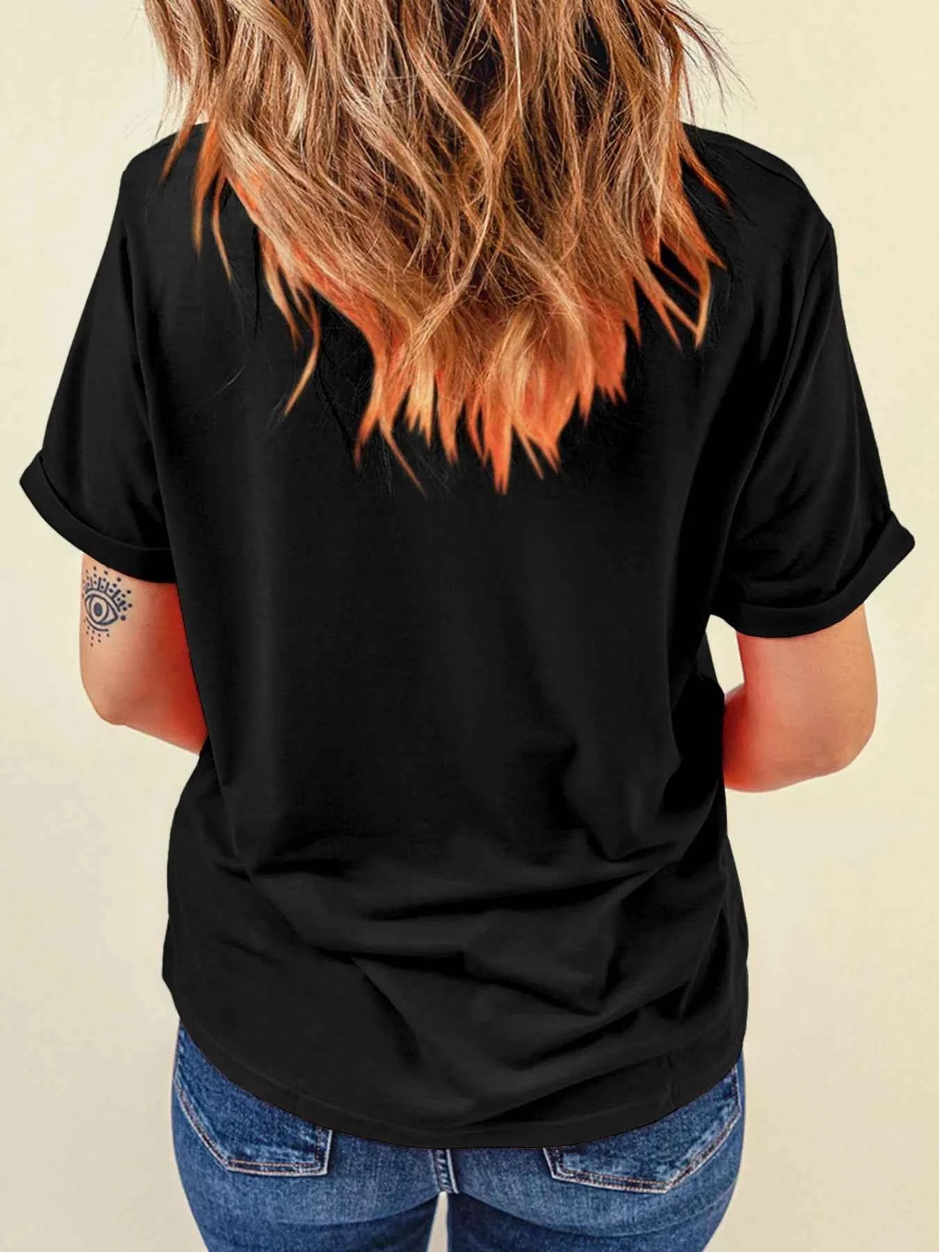 Halloween Skull Checkerboard Graphic Round Neck Tee 4c53155cc7e345ccacbcbe261de859d9-Max-Origin