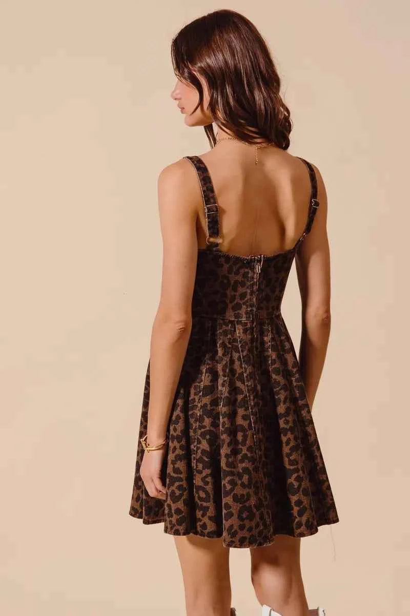 SO ME Mineral Washed Leopard Flare Cami Dress 4cfb55d7582b41a7ba009fa56a60a222-Max-Origin