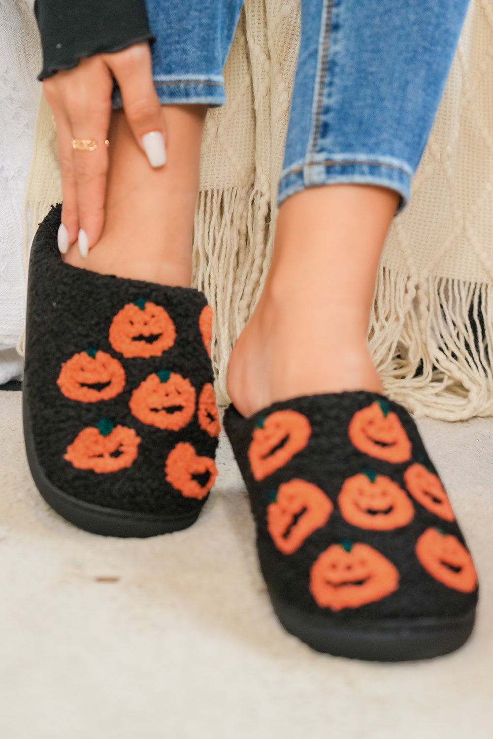 Black Halloween Pumpkin Plush Home Slippers 4da70dc4ee3d59ec