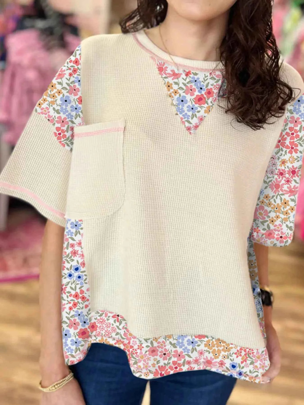 Floral Round Neck Relaxed Fit T-Shirt Beige 4db191dea6cc4ccb98514946a4869717-Max-Origin