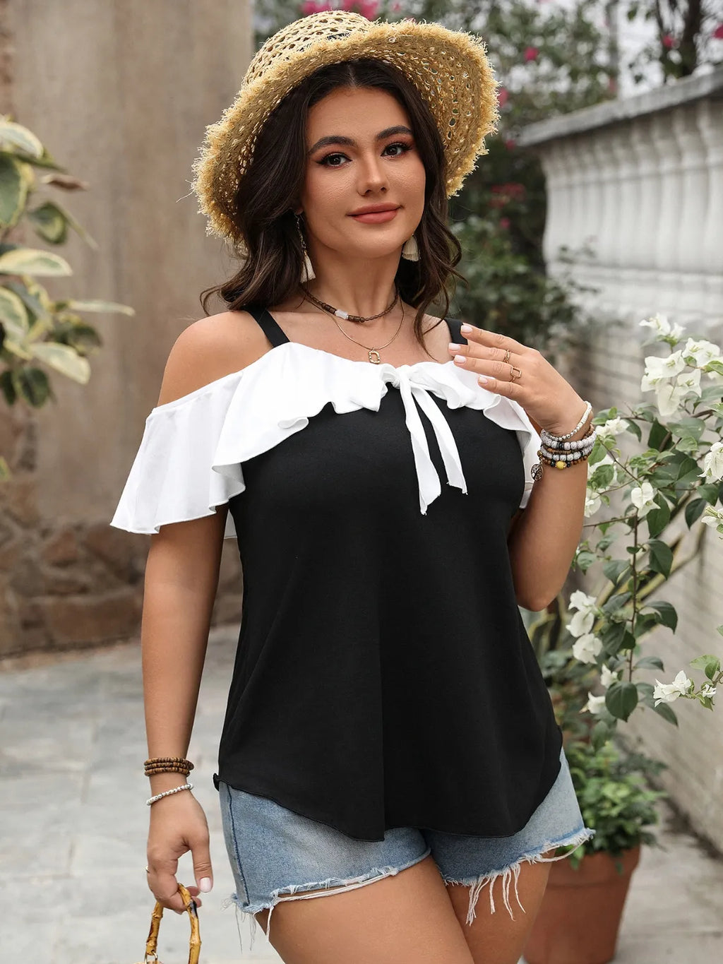 Plus Size Ruffled Contrast Short Sleeve Blouse 4ddfcdb3-1dd5-4d2f-bb19-41ace2071f3f-Max-Origin