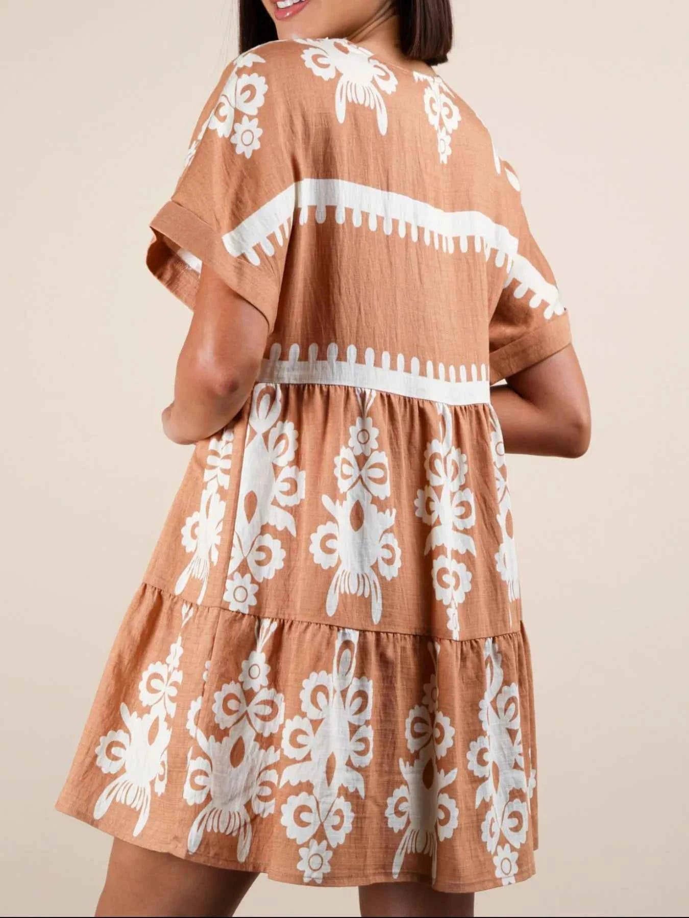 Printed V-Neck Short Sleeve Mini Dress 4e682cb1-880f-4f86-88bc-5b3d14546721-Max-Origin