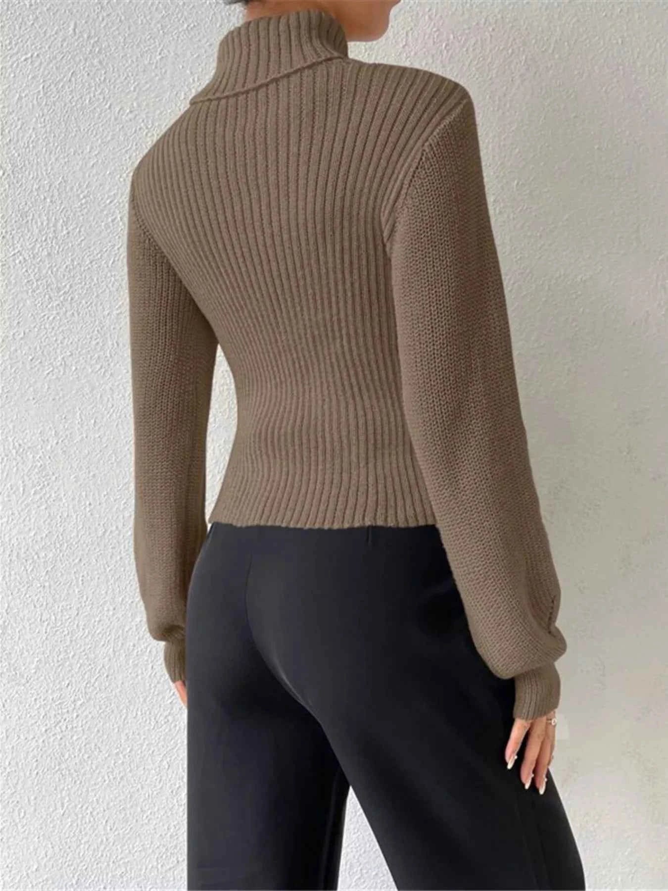 Cutout Front Turtleneck Long Sleeve Sweater 4e6a666703614fc186d868da3f974ac1-Max-Origin