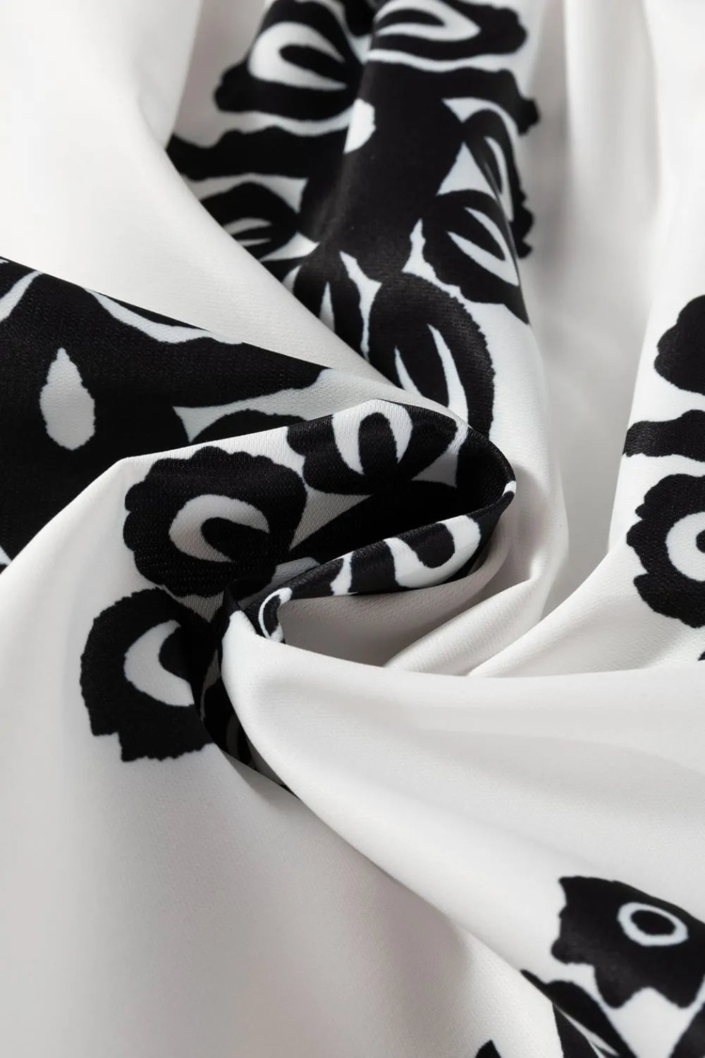 Tied Printed Shorts 4f246911-3cad-46c5-b639-3313c0c9b019-Max-Origin