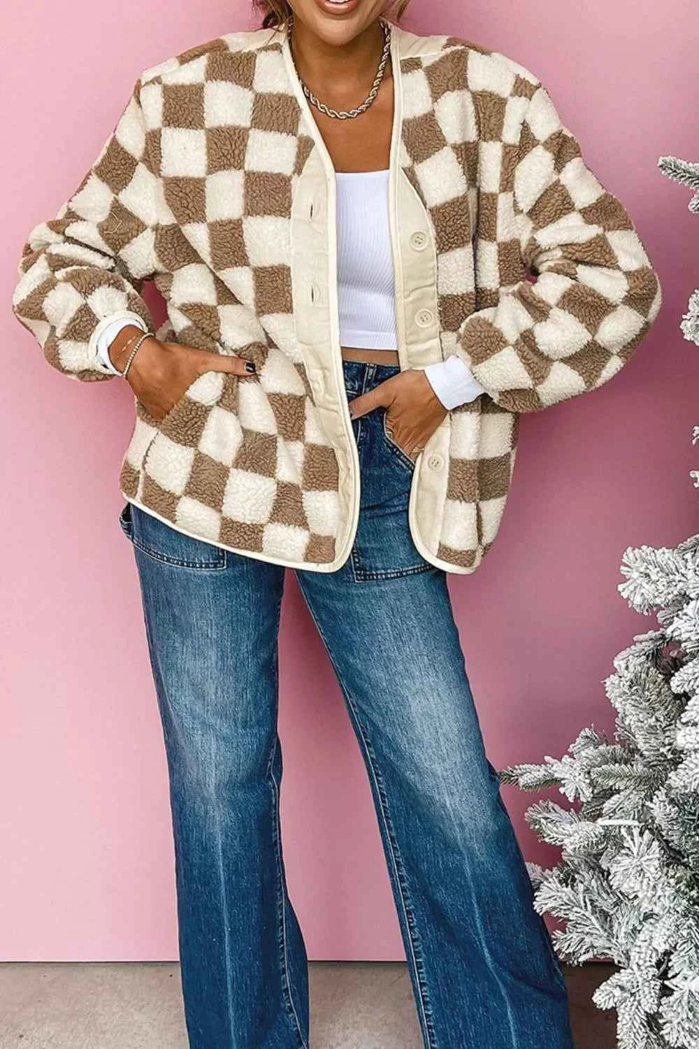 Checkered Sherpa Oversized Button Up Jacket 4f6b99e7-392b-4a5e-937d-40a4fb20d993-Max-Origin