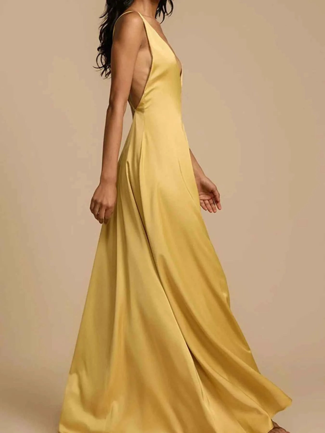 Deep V-Neck Maxi Dress 4f88a157-8315-4d95-8730-f24701edc1bd-Max-Origin