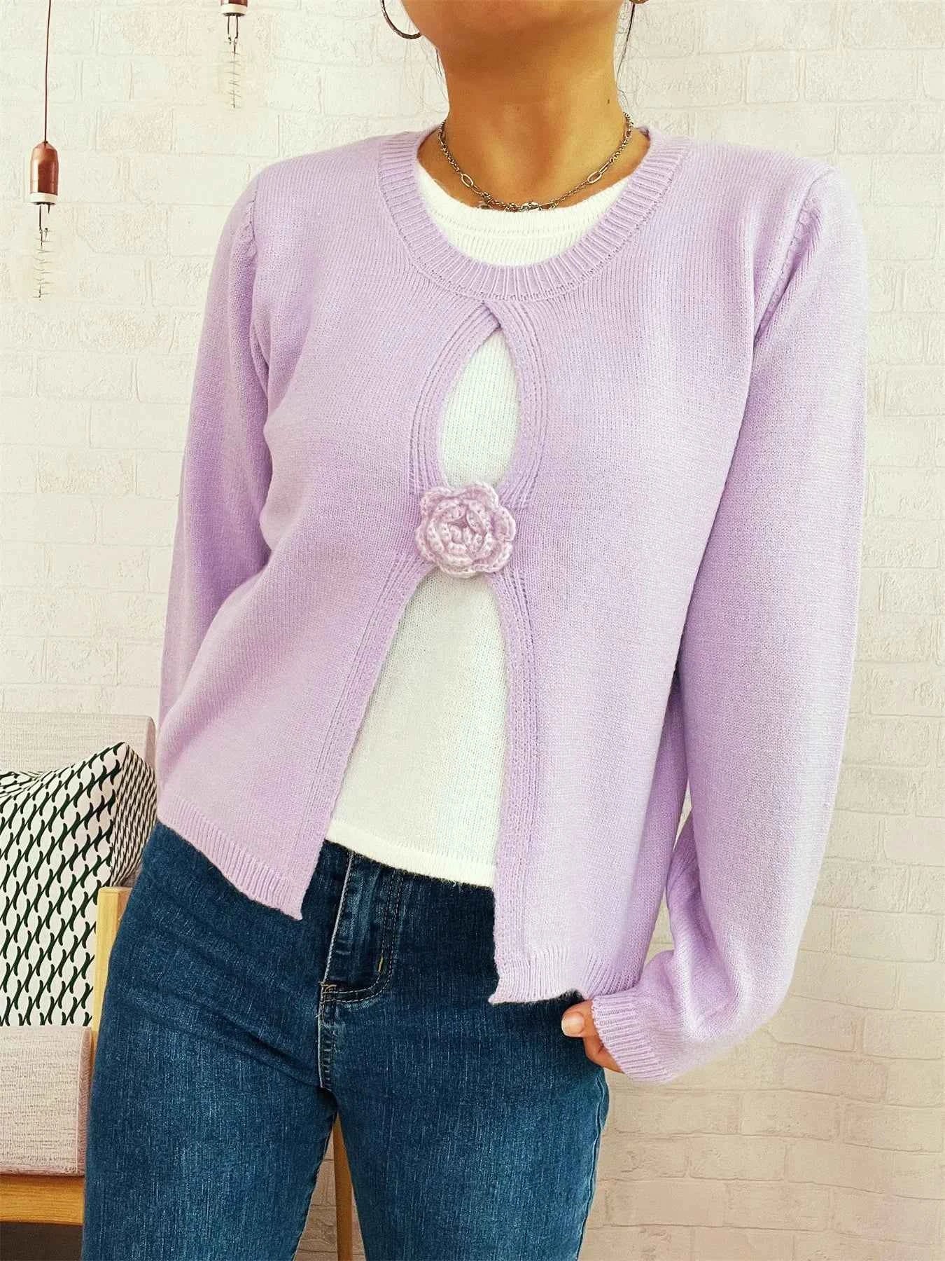 Flower Contrast Round Neck Sweater 4facc3121c4145c182455079175bbf38-Max-Origin